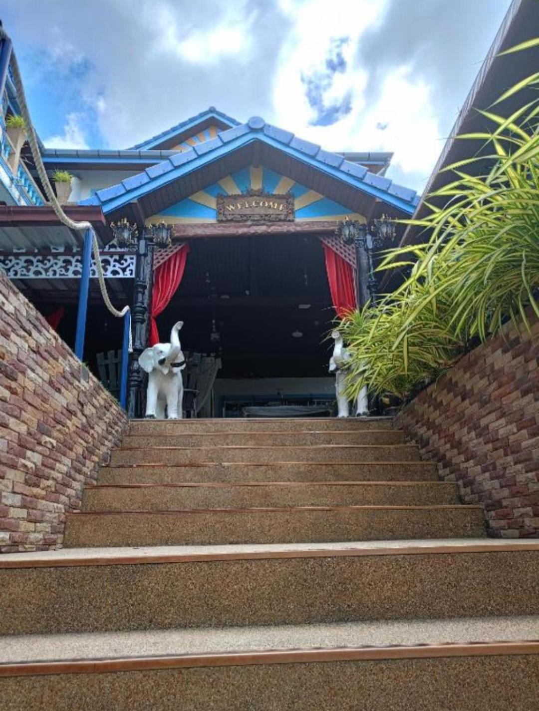 Patong Sunbeach Mansion ภายนอก รูปภาพ